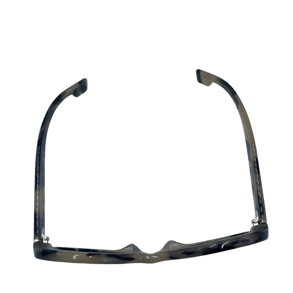 Burberry sunglasses - Picture 6 of 8